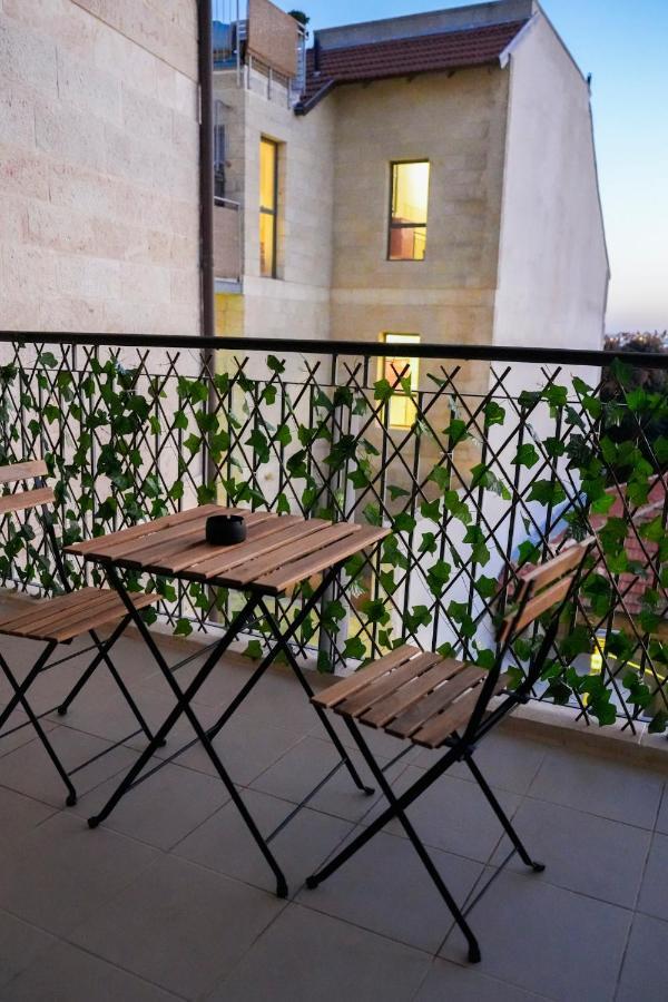The Best Location In Jerusalem Exterior foto